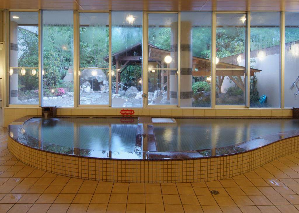 Route Inn Grantia Fukuoka Miyawaka - Wakita Onsen Dış mekan fotoğraf