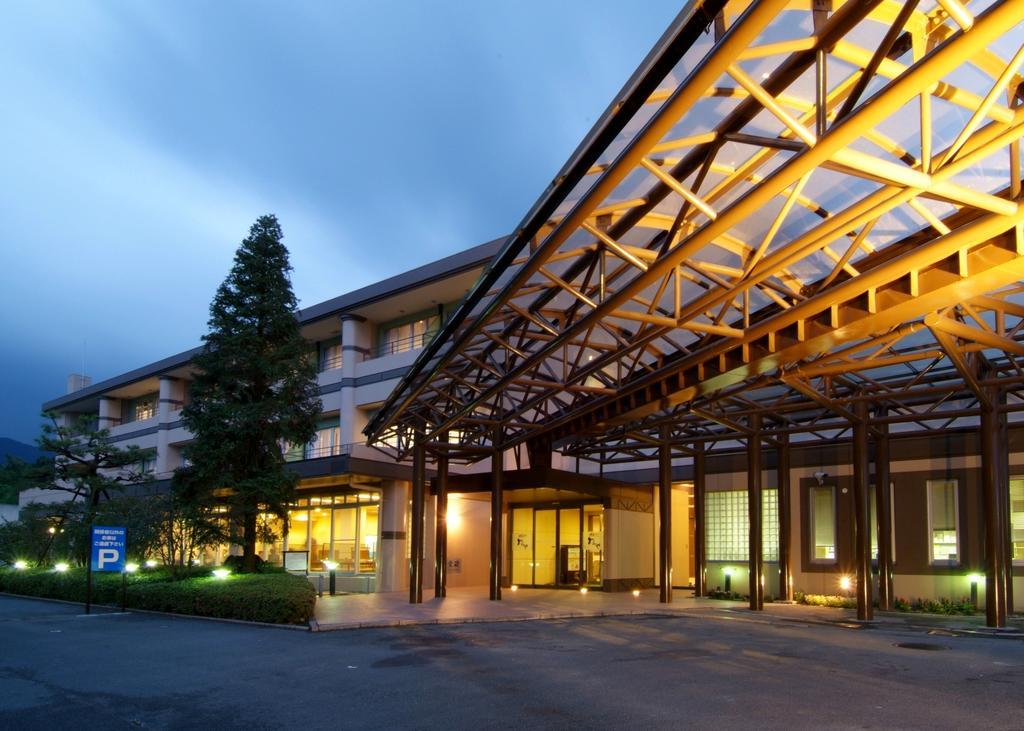 Route Inn Grantia Fukuoka Miyawaka - Wakita Onsen Dış mekan fotoğraf