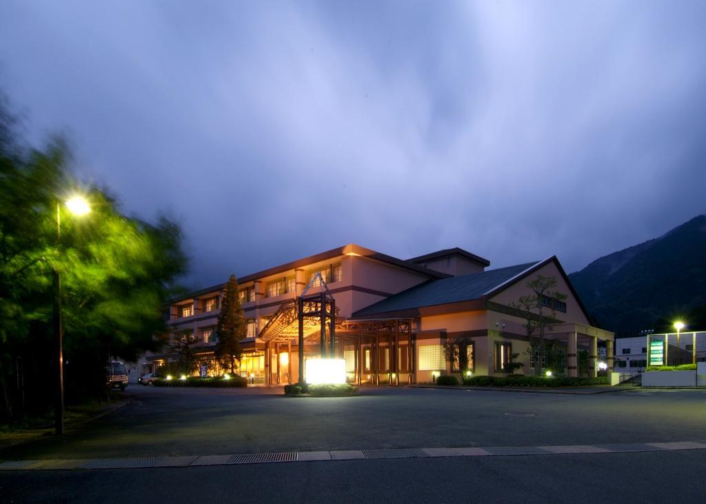 Route Inn Grantia Fukuoka Miyawaka - Wakita Onsen Dış mekan fotoğraf